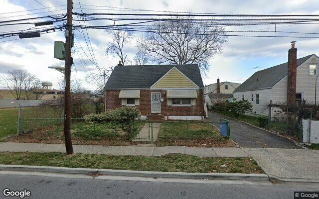 709 Nostrand Ave, Uniondale, NY 11553