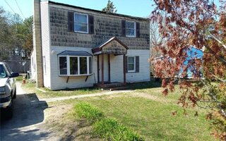 71 Ludlam Ave, Riverhead, NY 11901