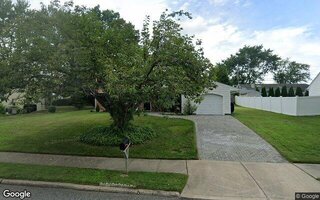 71 Rush St, Port Jefferson Station, NY 11776