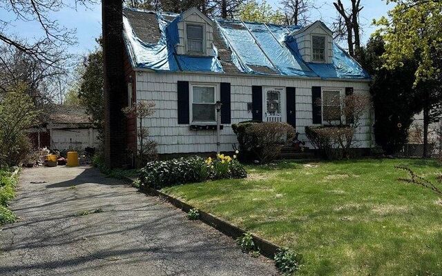 71 Sycamore Ave, Bethpage, NY 11714 (House View)