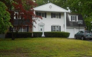 71 Wichard Blvd, Commack, NY 11725