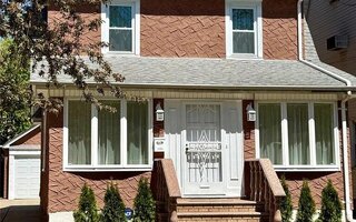7105 Loubet St, Forest Hills, NY 11375