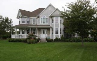 711 Doctors Path, Riverhead, NY 11901