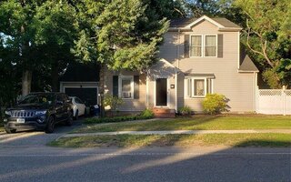 715 County Line Rd, Amityville, NY 11701