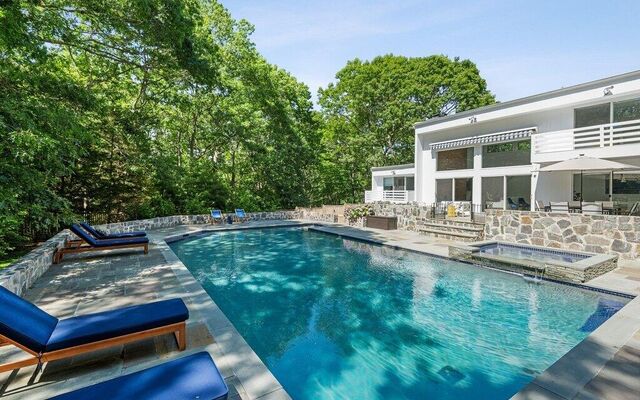 715 Hands Creek Rd, East Hampton, NY 11937 (Swimming Pool)