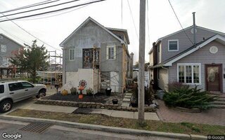 717 S 9th St, Lindenhurst, NY 11757