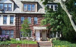 72-42 Manse St, Forest Hills, NY 11375