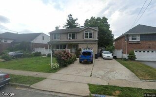 720 W Carl Ave, North Baldwin, NY 11510