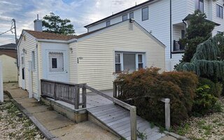724 E Park Ave, Long Beach, NY 11561