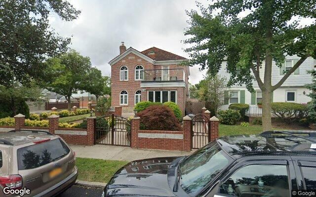 73-66 189th St, Fresh Meadows, NY 11366