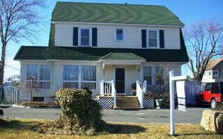 73 Brightwood St, Patchogue, NY 11772
