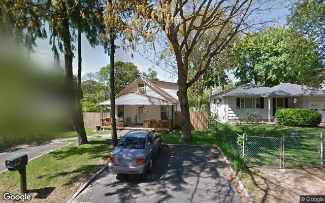 73 Inwood Ave, Selden, NY 11784