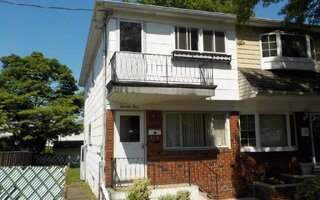 73 Taunton St, Staten Island, NY 10306
