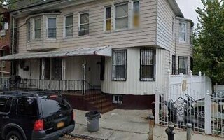731 N Oak Dr, Bronx, NY 10467