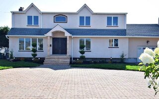 74 Norman Ave, Amityville, NY 11701