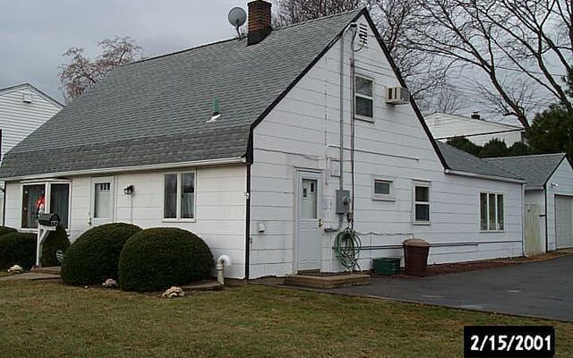 74 Wantagh Ave, Levittown, NY 11756