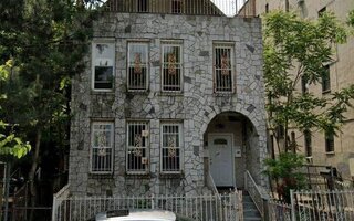 740 Howard Ave, Brooklyn, NY 11212