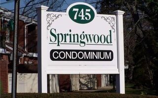 745 Conklin St #12, Farmingdale, NY 11735