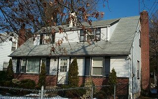 747 New St, Uniondale, NY 11553