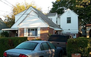 75 Botsford St, Hempstead, NY 11550