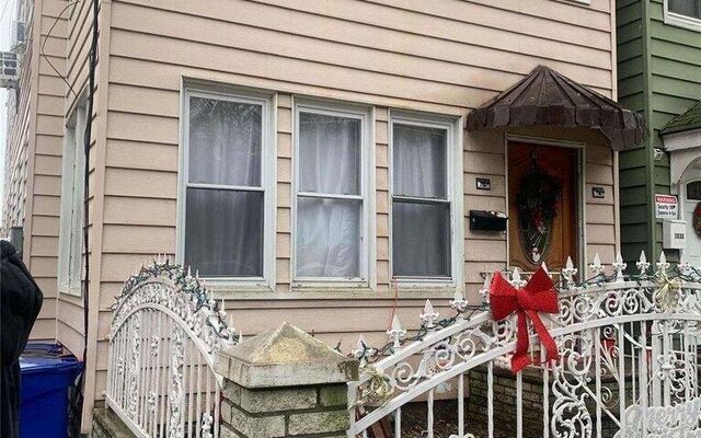 76-38 Park Ln S, Woodhaven, NY 11421 (Porch)