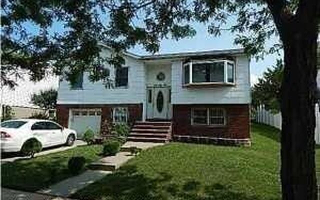 76 Jansen St, Staten Island, NY 10312