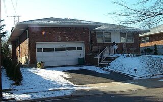 764 Allwyn St, Baldwin, NY 11510