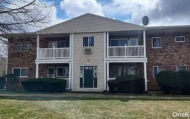 77 Adams Rd #1D, Central Islip, NY 11722 (House View)