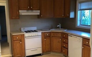 77 Prescott Ave, Staten Island, NY 10306
