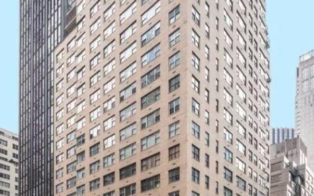 77 W 55th St #15G, New York, NY 10019 (Condo)