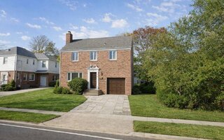 770 Broadway, Woodmere, NY 11598