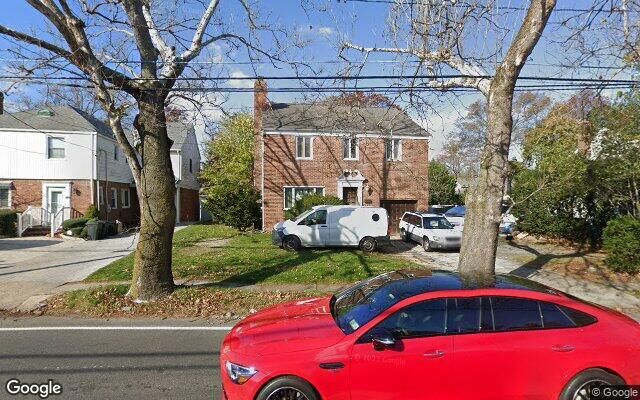 770 W Broadway, Woodmere, NY 11598