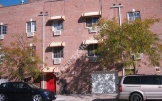 773 E 166th St, Bronx, NY 10456