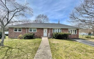 774 Old N Ocean Ave, Patchogue, NY 11772