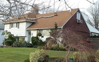 78 Concord Ave, Oceanside, NY 11572