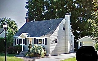785 Woodside Dr, Wantagh, NY 11793