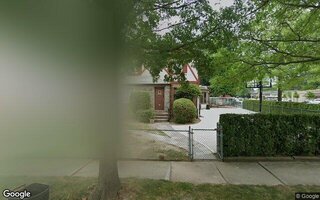 79-55 211th St, Oakland Gardens, NY 11364