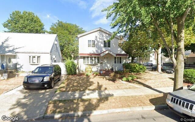 79-55 266th St, Glen Oaks, NY 11004