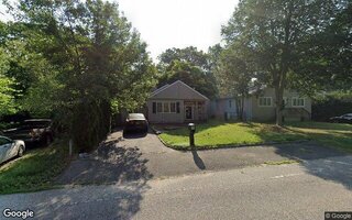 79 Panamoka Trl, Ridge, NY 11961