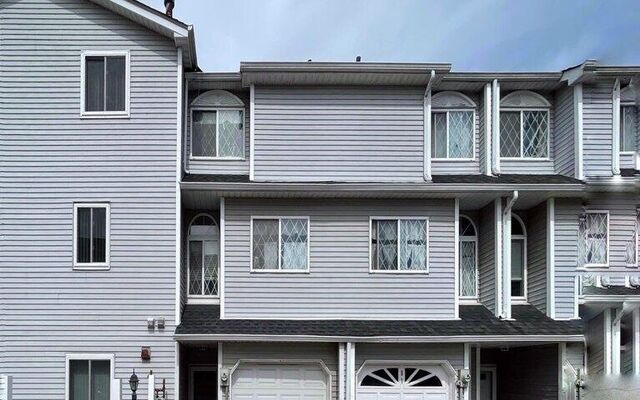 79 Simmons Ln, Staten Island, NY 10314 (Garage)