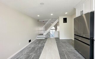 79 Simmons Ln, Staten Island, NY 10314