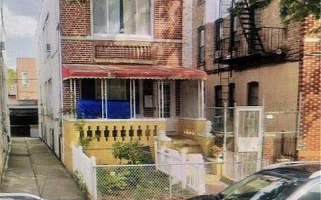 791 Schenectady Ave, Brooklyn, NY 11203 (Porch)