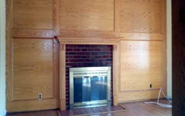 8 Cambridge Ave, Port Washington, NY 11050
