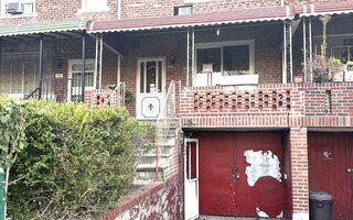 8 E 56th St, Brooklyn, NY 11203