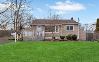 8 New Rd, Ronkonkoma, NY 11779