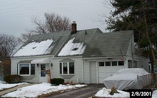 8 Spring Ln, Levittown, NY 11756
