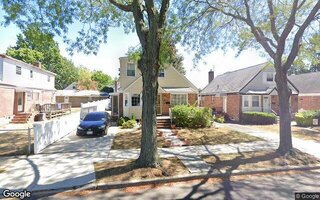 80-07 258th St, Glen Oaks, NY 11004