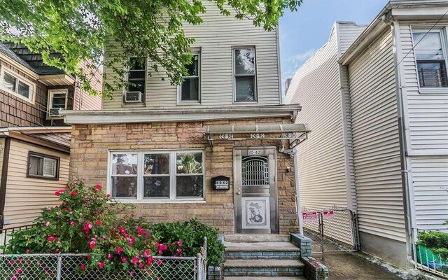 80-42 89th Ave, Woodhaven, NY 11421 (Porch)