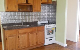 803 E 35th St, Brooklyn, NY 11210