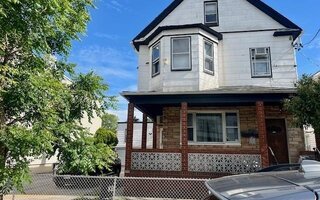 8032 90th Ave, Woodhaven, NY 11421
